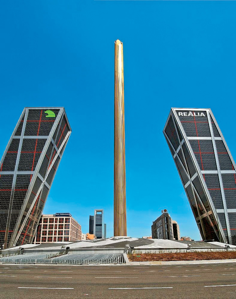 Calatrava immobilizzato