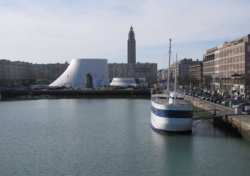 Tornano attivi i vulcani di Niemeyer nella Le Havre di Perret