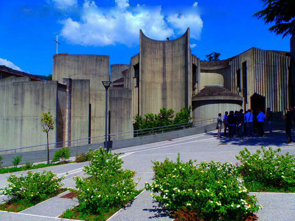 Portoghesi a Lamezia Terme, spazio sacro o tempio civico?