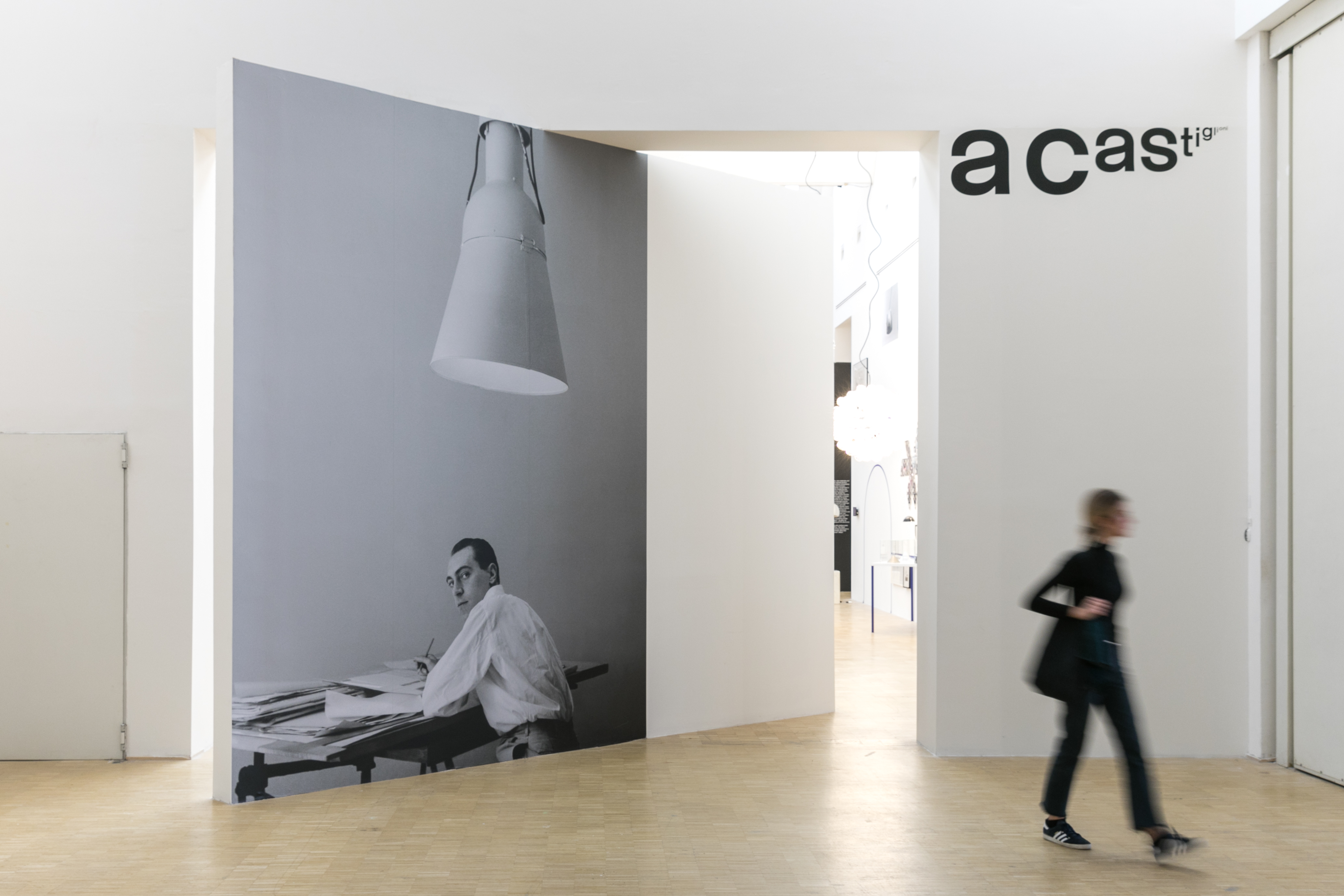 Il lavoro di Achille Castiglioni da guardare come una festa, con il sorriso e tanta curiosità