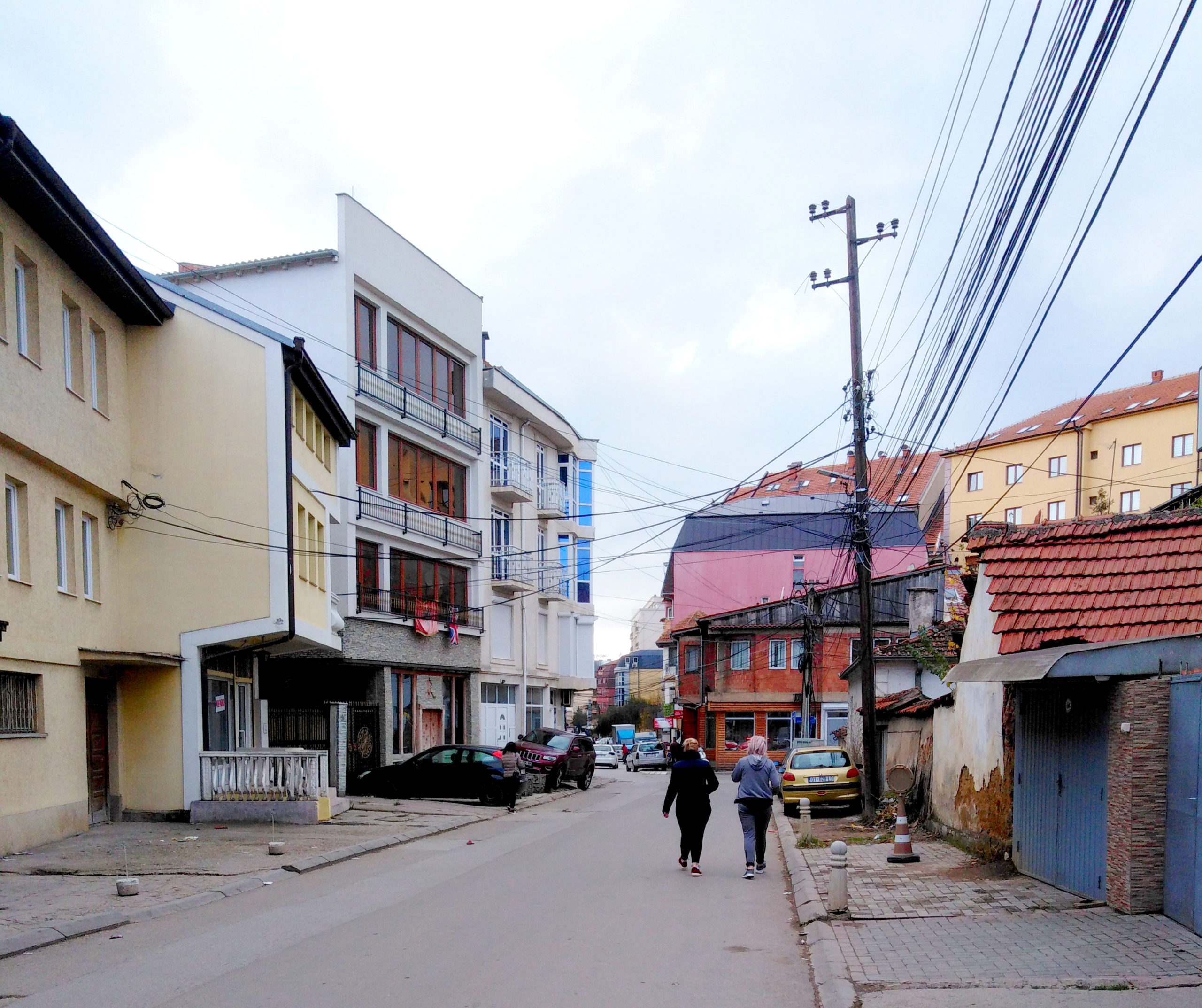 Ritratti di città. Pristina e la ricostruzione a oltranza