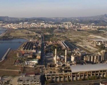 Bagnoli deve tornare al Comune e diventare un parco