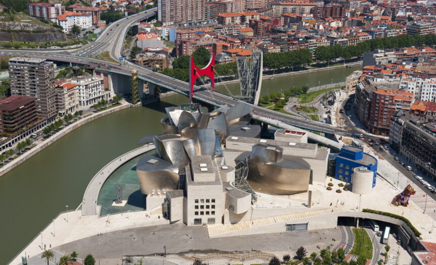 Ritratti di città. Bilbao e i 25 anni dal “miracolo” Guggenheim