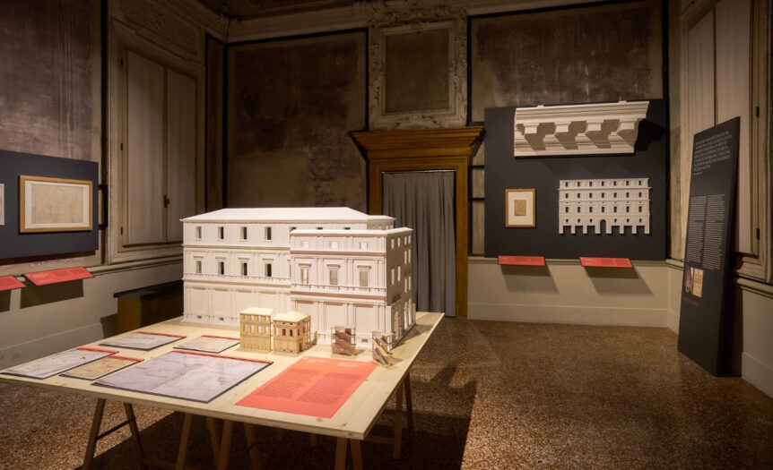 Raffaello, dell’antico e dell’architettura “assai studioso”