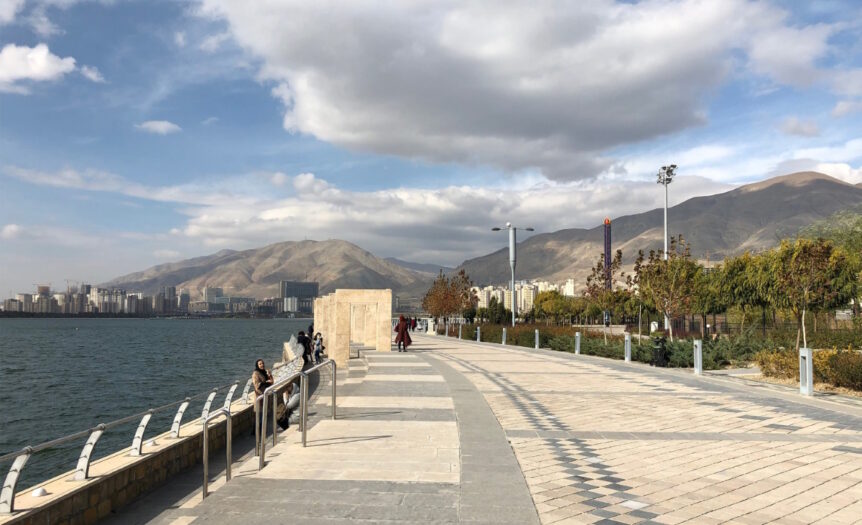 Teheran, le ambiguità dello spazio pubblico