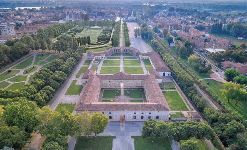 Ritratti di città. Mantova intrappolata nel suo passato