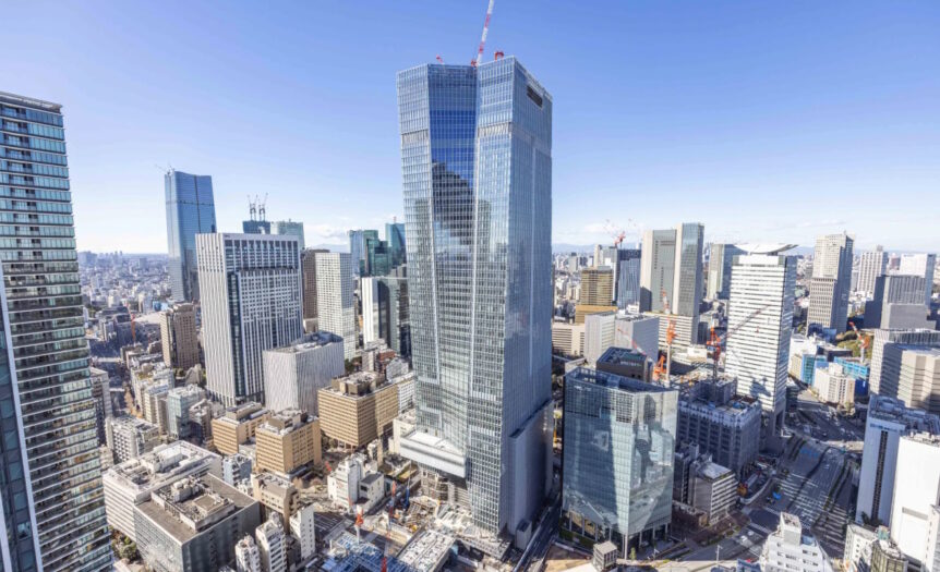 Toranomon Hills Station, una torre che punta il cielo di Tokyo
