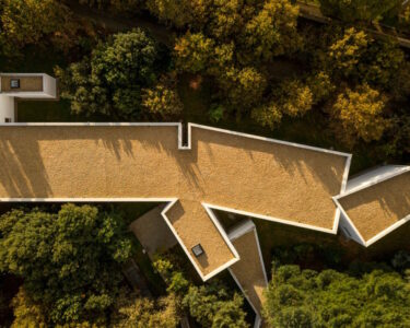 Álvaro Siza mette le ali a Serralves (e trova “casa”)