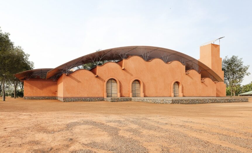 Gilles Perraudin, l’art des fondamentaux en architecture