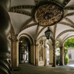 Atrio di palazzo Asinari di San Marzano (foto di Giancarlo Tovo)