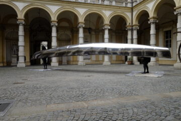 Palazzo dell'Università degli studi: «Sbarco» di Velasco Vitali