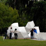 Casa Umbrella (Kengo Kuma, 2008, ©Kengo Kuma and Associates)