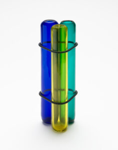 Pierre Charpin, vaso «Triplo» per Venini (2003). Foto © Pierre Antoine