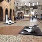 Marmomac & the City 2015, Portoni Borsari, Sinuosa di E.Larquetoux con Testi Group