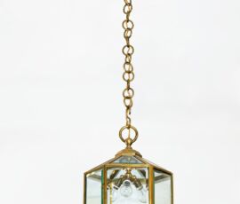 A. Loos, Lampadario. Collezione Hummel, Vienna (foto Gisela Erlacher)