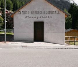 Restauro Casino di Bersaglio
Campitello
Campitello di Fassa, Tn
(Progettisti:
weber+winterle architetti
Lorenzo Weber, Alberto Winterle)
