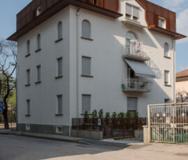 Ristrutturazione edificio
residenziale in via Veneto
Trento
(Progettista:
Luca Beltrami)