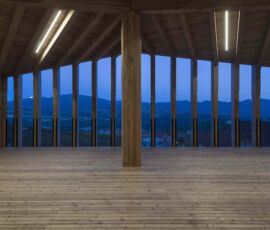 Nuova casa sociale
per l’abitato di Caltron
Cles, Tn
(Progettista:
Mirko Franzoso)
