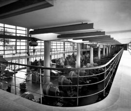 Luigi Cosenza, Fabbrica Olivetti a Pozzuoli (foto Giulio Parisio)