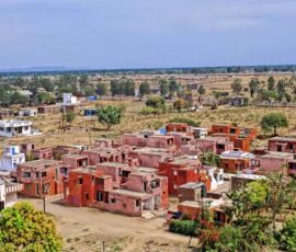 Aranya Low Cost Housing 1989. Indore, India.
(Photo by John Paniker)
Aranya Low Cost Housing showing the layout of the community.