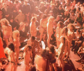 Performance Paradise Now di Living per l'inaugurazione dello Space Electronic (Courtesy Archivio 9999)