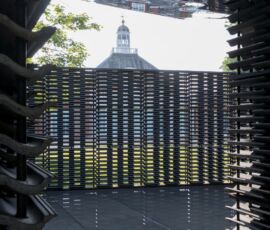 Serpentine Pavilion 2018, disegnato da Frida Escobedo, Serpentine Gallery, London (15 June – 7 October 2018) © Frida Escobedo, Taller de Arquitectura Photography © 2018 Iwan Baan