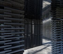 Serpentine Pavilion 2018, disegnato da Frida Escobedo, Serpentine Gallery, London (15 June – 7 October 2018) © Frida Escobedo, Taller de Arquitectura Photography © 2018 Iwan Baan