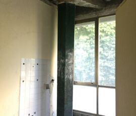 La condizione odierna dell'edificio dei servizi sociali di Figini e Pollini (© GStudio)