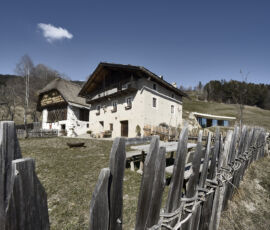 Architekt Pavol Mikolajcak, Felderhof (Villanders) esterno