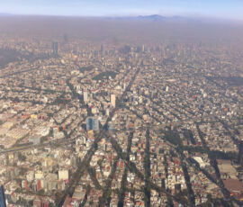 Inquinamento atmosferico in una vista aerea dei quartieri Del Valle, Condesa e Roma (©Fidel Gonzalez)