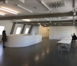 Palais Populaire, sala atelier ultimo piano, scorcio scala (© Daniela Völkel)