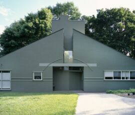 Casa Vanna Venturi, Chestnut Hill, 1961