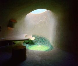 Bagno della casa organica a Cittá del Messico (© Archivio Senosiain)