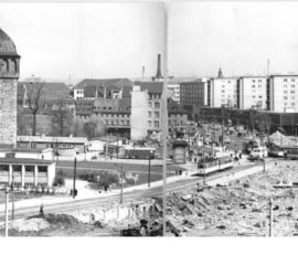 Vista Roter Turm e Straße der Nationen con a dx. l'ex Johannisplatz, 1963 (Fonte Bundsarchiv)