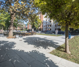 Piazzale Maestri (Parma). Dettaglio