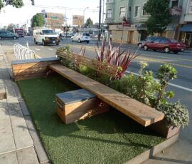 Il primo parklet in Valencia Street, San Francisco