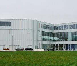 Biblioteca e mediateca Alexis de Tocqueville a Caen di OMA (©Archivio AutonomeForme)