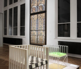 Poltroncina 1903 per il Sanatorio di Purkersdorf, MAK-Ausstellungsansicht, 2018 (© Aslan Kudrnofsky/MAK)