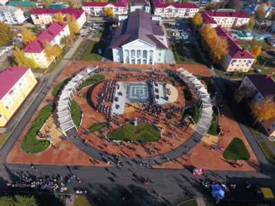Public Spaces Development Programme in Tatarstan: piazza centrale di Bavly (Russia - foto Lenar Gimaletdinov)