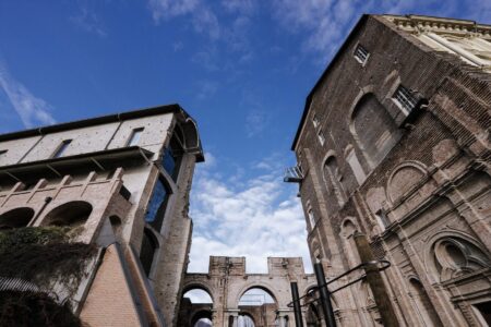 Castello di Rivoli, particolare prospetto con osservatorio e Manica Lunga, Rivoli (TO) /
fotografia di Andrea Guermani
Università Iuav di Venezia - Archivio Progetti, fondo Andrea Bruno