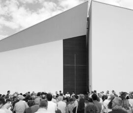 Chiesa del Buon Ladrone a San Lazzaro di Savena (© LADO architetti)