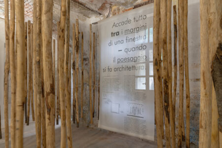 “Accade tutto tra i margini di una finestra quando il paesaggio si fa architettura" (gruppo di Gloria Bazzoni)