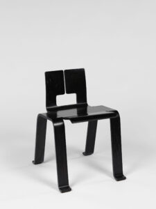 Perriand Charlotte (1903-1999). Paris, Centre Pompidou - Musée national d'art moderne - Centre de création industrielle. AM1996-1-15.