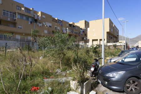 Quartiere ZEN, il giardino realizzato durante "Manifesta" (© Archivio AutonomeForme)