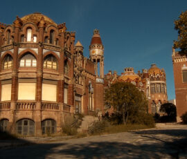 Lluís Domènech i Montaner, Ospedale de la Santa Creu i Sant Pau a Barcellona, 1902-1930, in funzione fino al 2009 e poi sito Patrimonio Unesco (foto Gilberto Richiero)