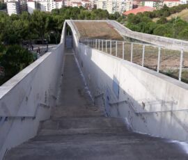Vista della promenade del museo di Pitagora a Crotone progettato da OBR
