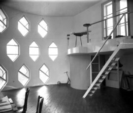 Immagine storica dell'interno della Mel’nikov Dom a Mosca (foto di State Melnikovs Museum)