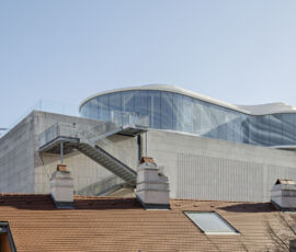 La "libellula" sarà uno spazio per eventi ed esposizioni con vista sul MQ-Museumsquartier di Vienna, 2020 (©Hertha Hurnaus)