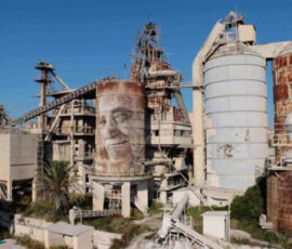 Murales sui silos dell'ex fabbrica Ancione (©Bitume Platform FestiWall Site Specific)