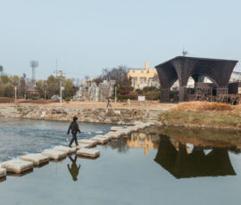 La sala di lettura sul fiume Gwangju (Gwangju, Corea del Sud, 2013) ideata e realizzata da David Adjaye